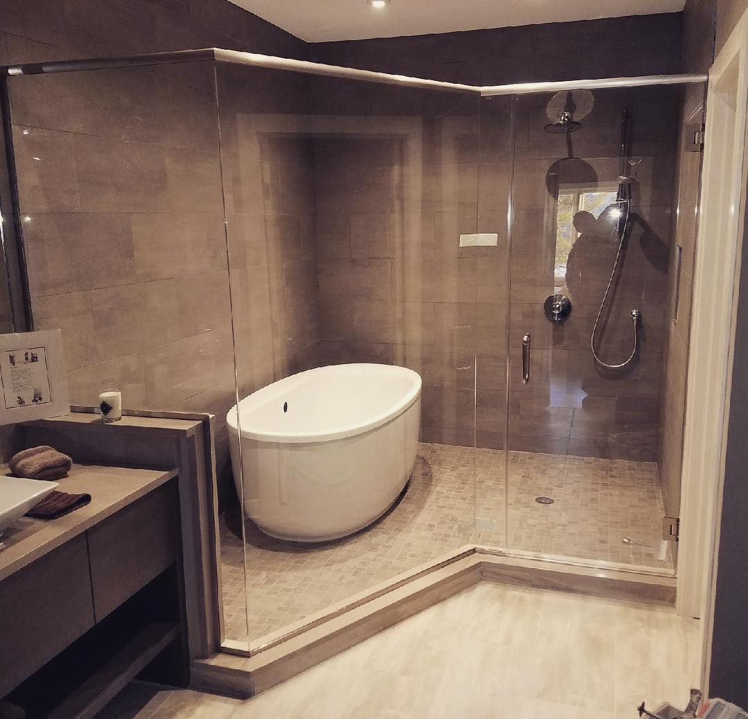 5. the Fusion Of Geometric Tiles and Natural Stone In a Compact Space