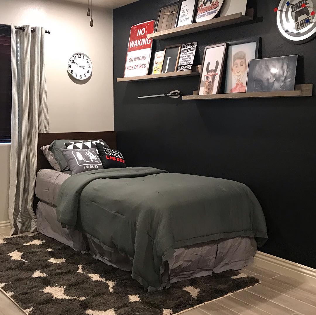 17. Surfboard Skateboard Fusion: the Ultimate Teen Adventure Room