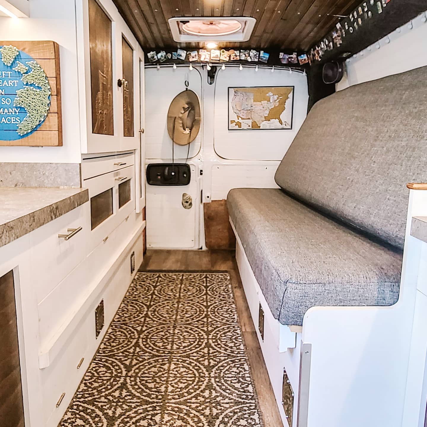 13. a Teardrop-shaped Window Nook with a Starry Night Sky View