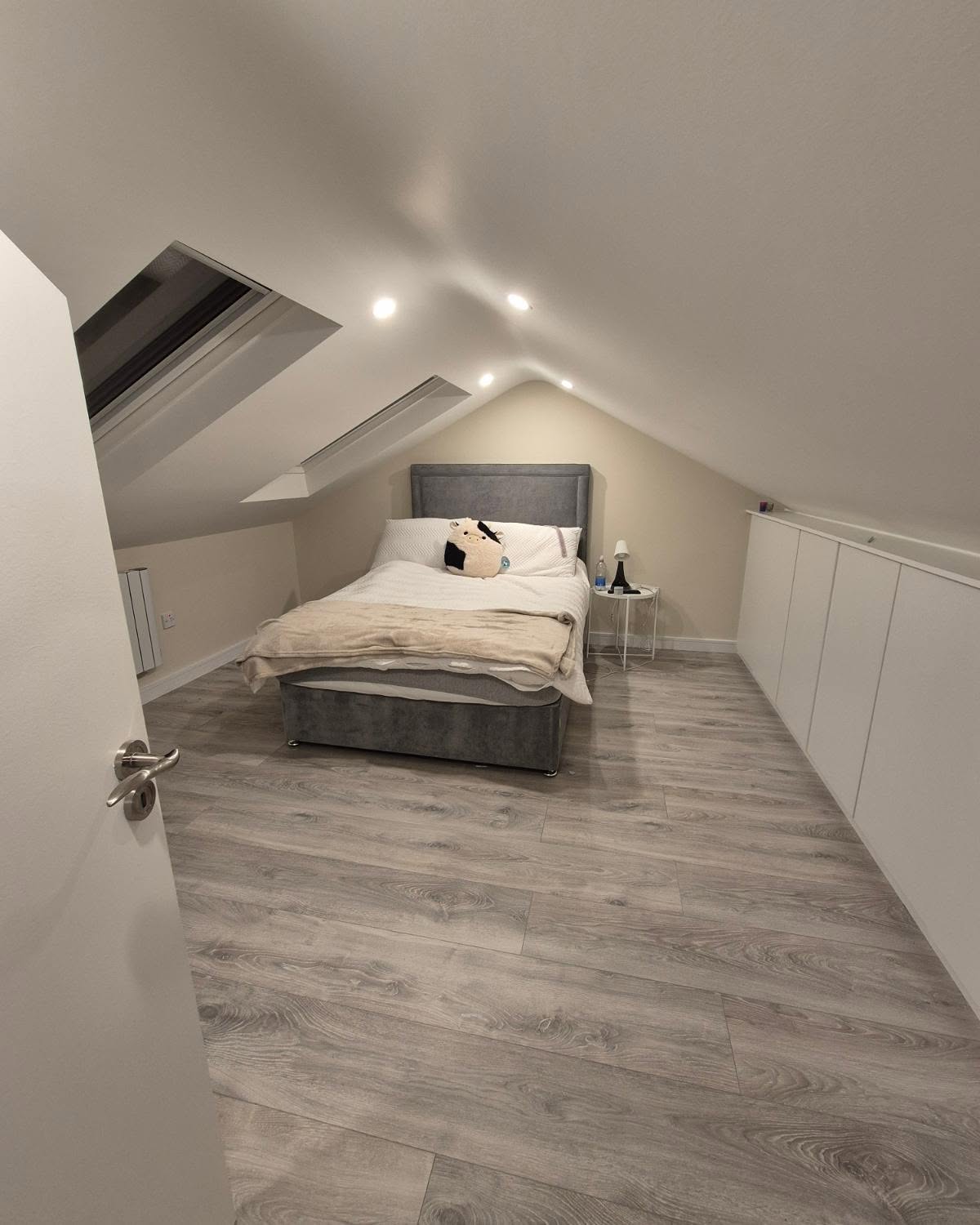 17. the Crimson Velvet Daybed and Geometric Parquet Floor Retreat