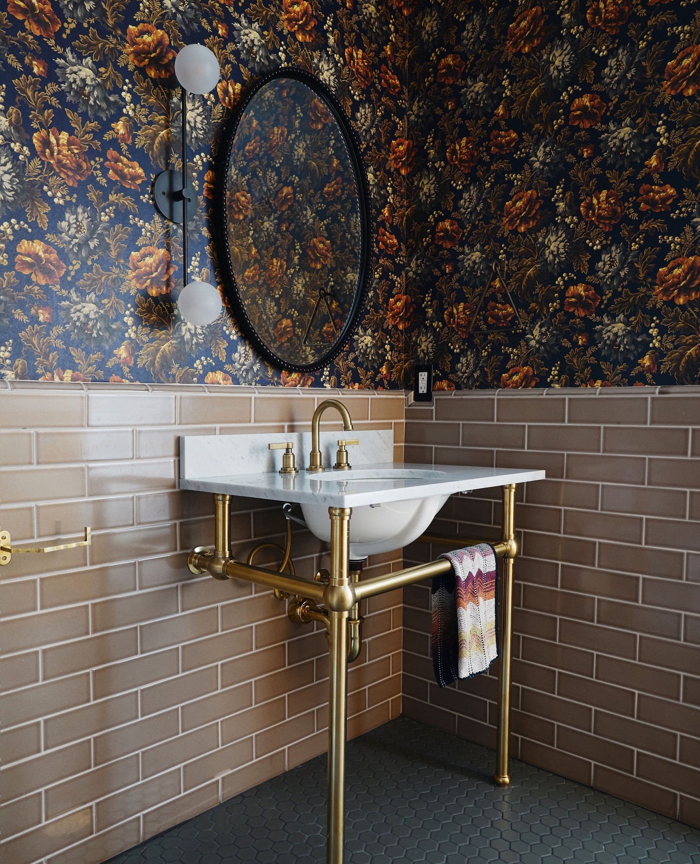 1. Midnight Mosaic Marvel: Black Hexagonal Tiles with Gold Accents