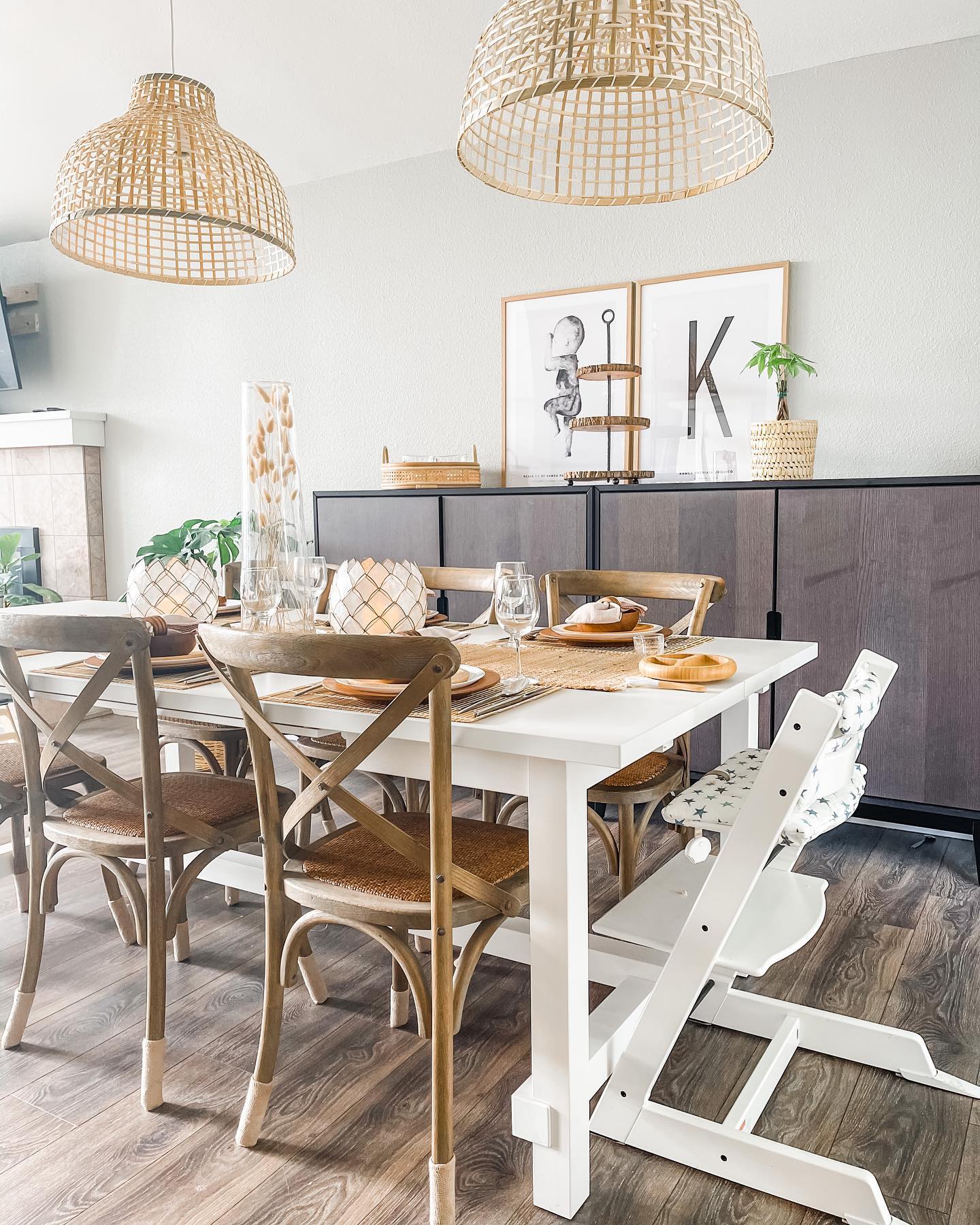 19. Bohemian Tapestry and Rattan Fusion: a Dining Room with Moroccan Lanterns and Macrame Magic
