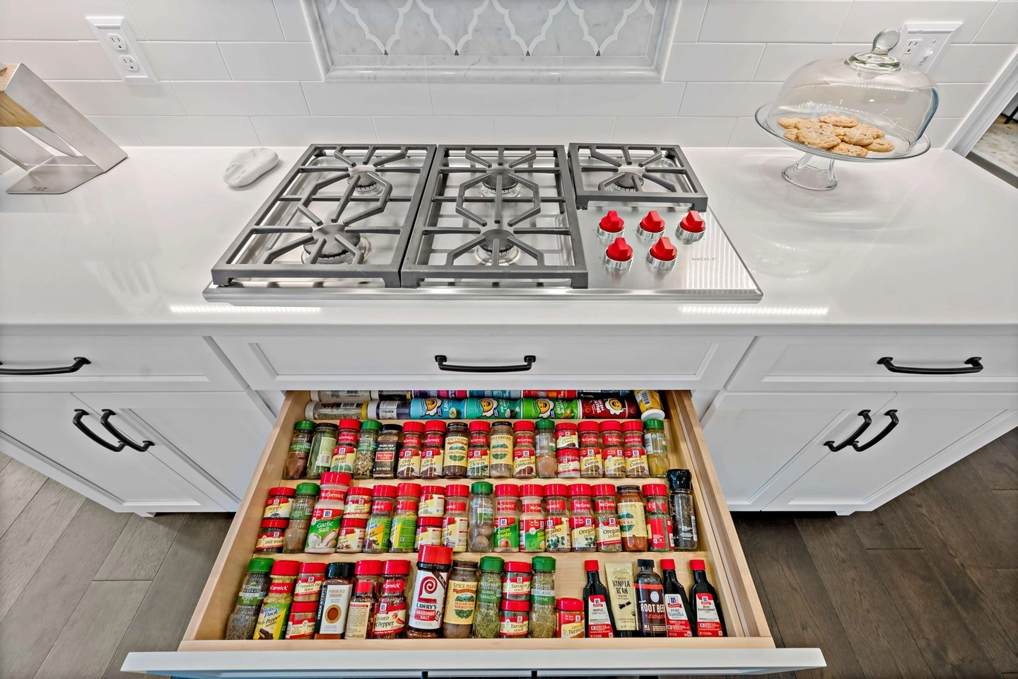 8. Floating Shelves and Woven Baskets: a Harmonious Blend Of Open and Hidden Storage