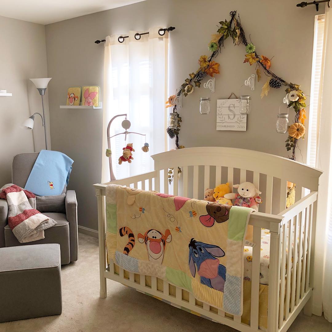 24. Whimsical Pooh and Piglet Wall Mural with Cloud-framed Mirror