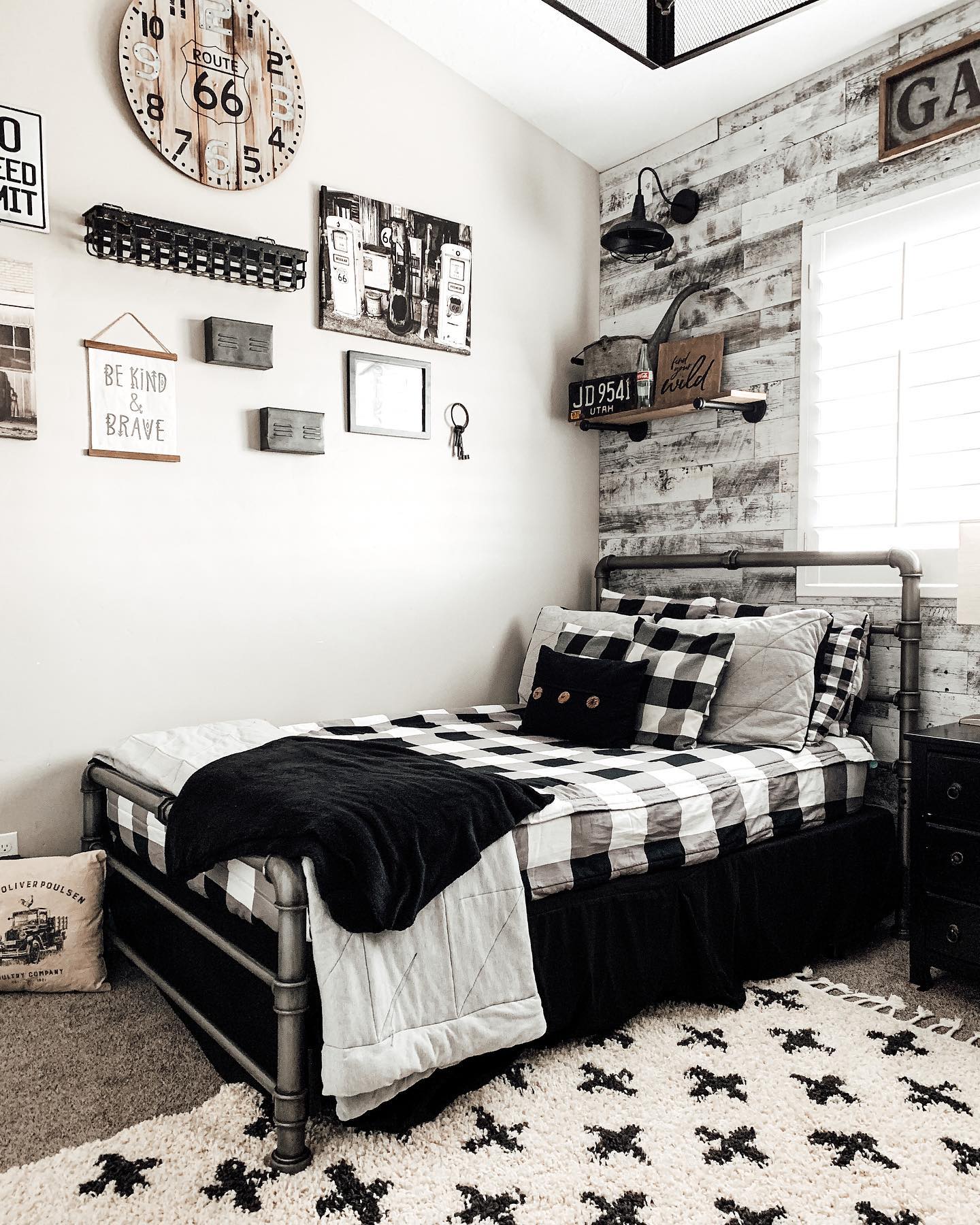 30. Moonlit Waves: a Bedroom with Curved Headboard and Geometric Shadows