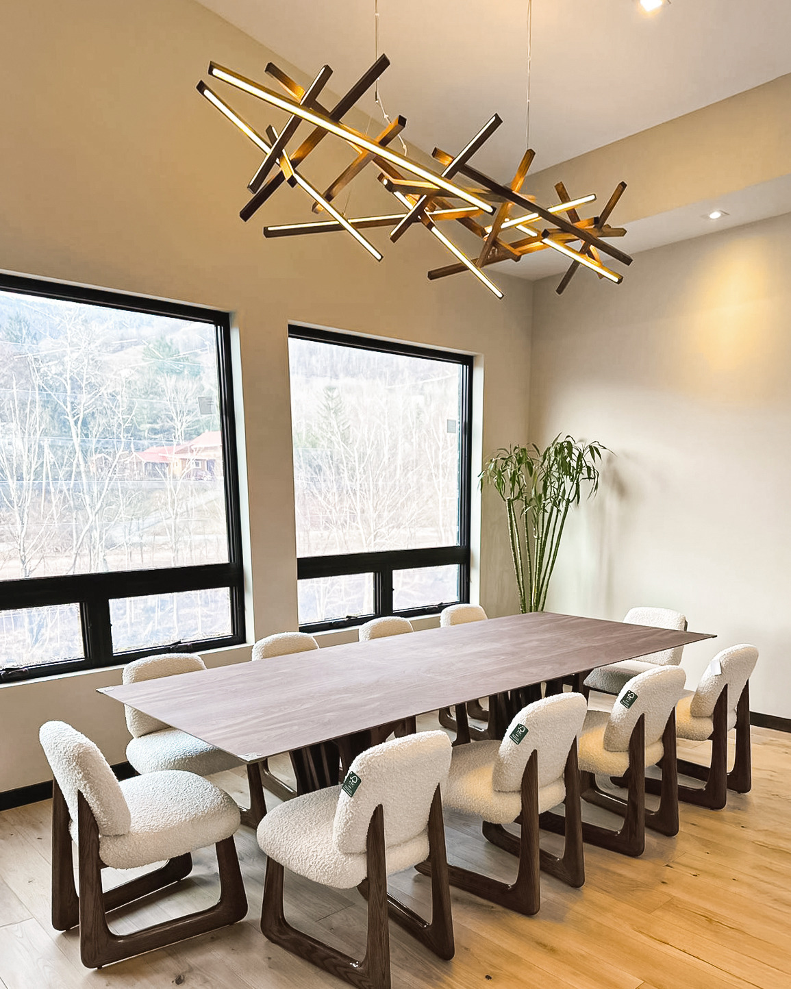 26. Vibrant Citrus Burst Dining Room with Geometric Wall Accents