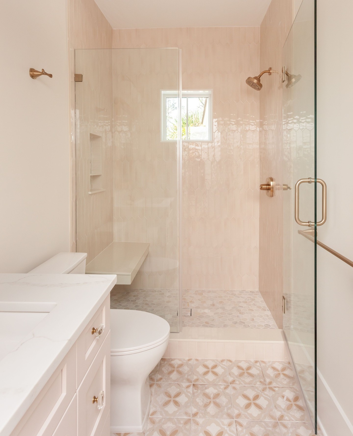 17. Copper Piping and Geometric Mirrors: a Retro Industrial Fusion
